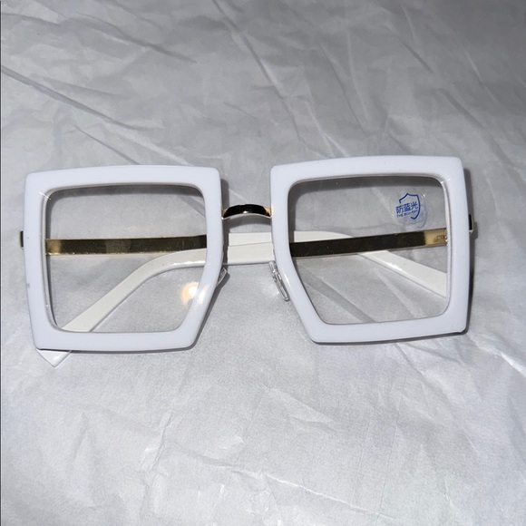 Accessories - NWOT-White Square Frame Glasses